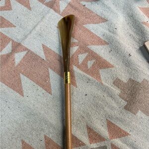 Brown vintage shoehorn with Gold Accent